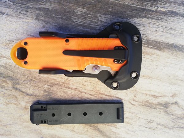 FOX Knives FKMD E.R.T. Rescue Knife Orange Rettungsmesser Gurtschneider Glasbrecher Multi Tool Italy